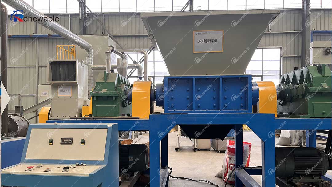 Double-shaft shredder applicable materials and operating precautions