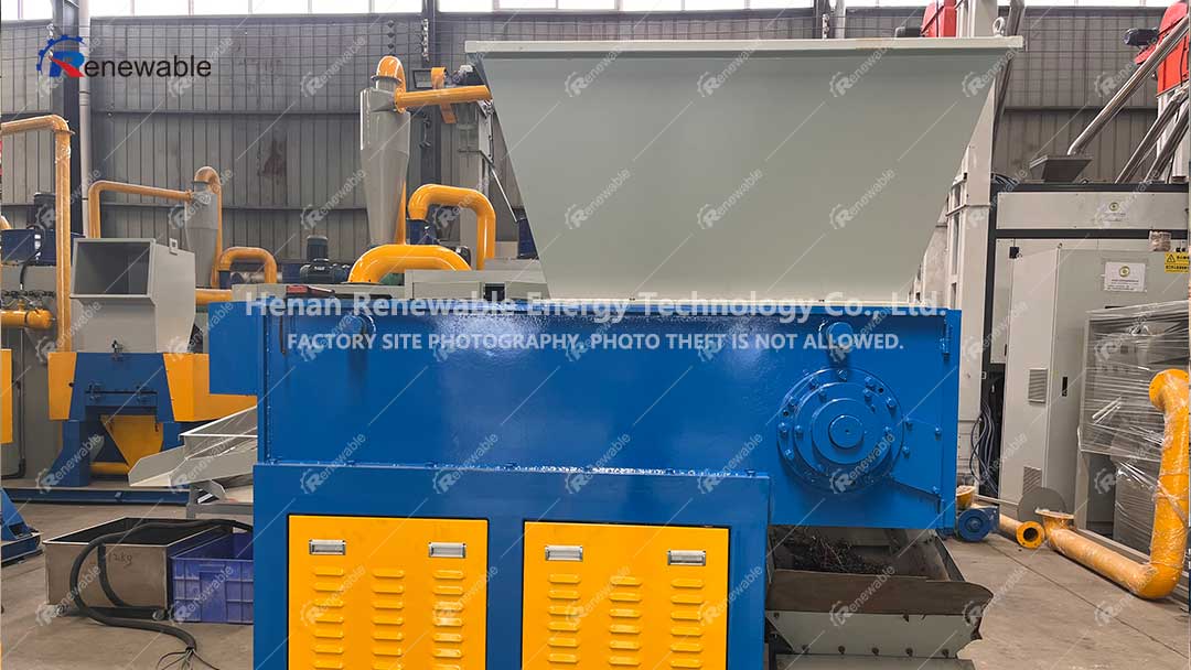 Single shaft shredder