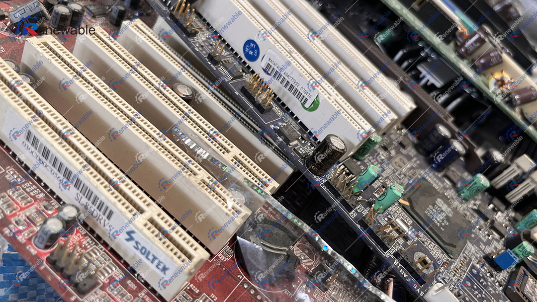 Discarded PCB circuit boards